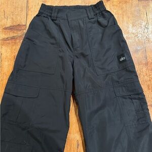 ALO Yoga High-Waist Ski-Moto Puffer Pant